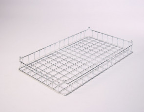 30x18x3 (25x25) Stacking Wire Tray